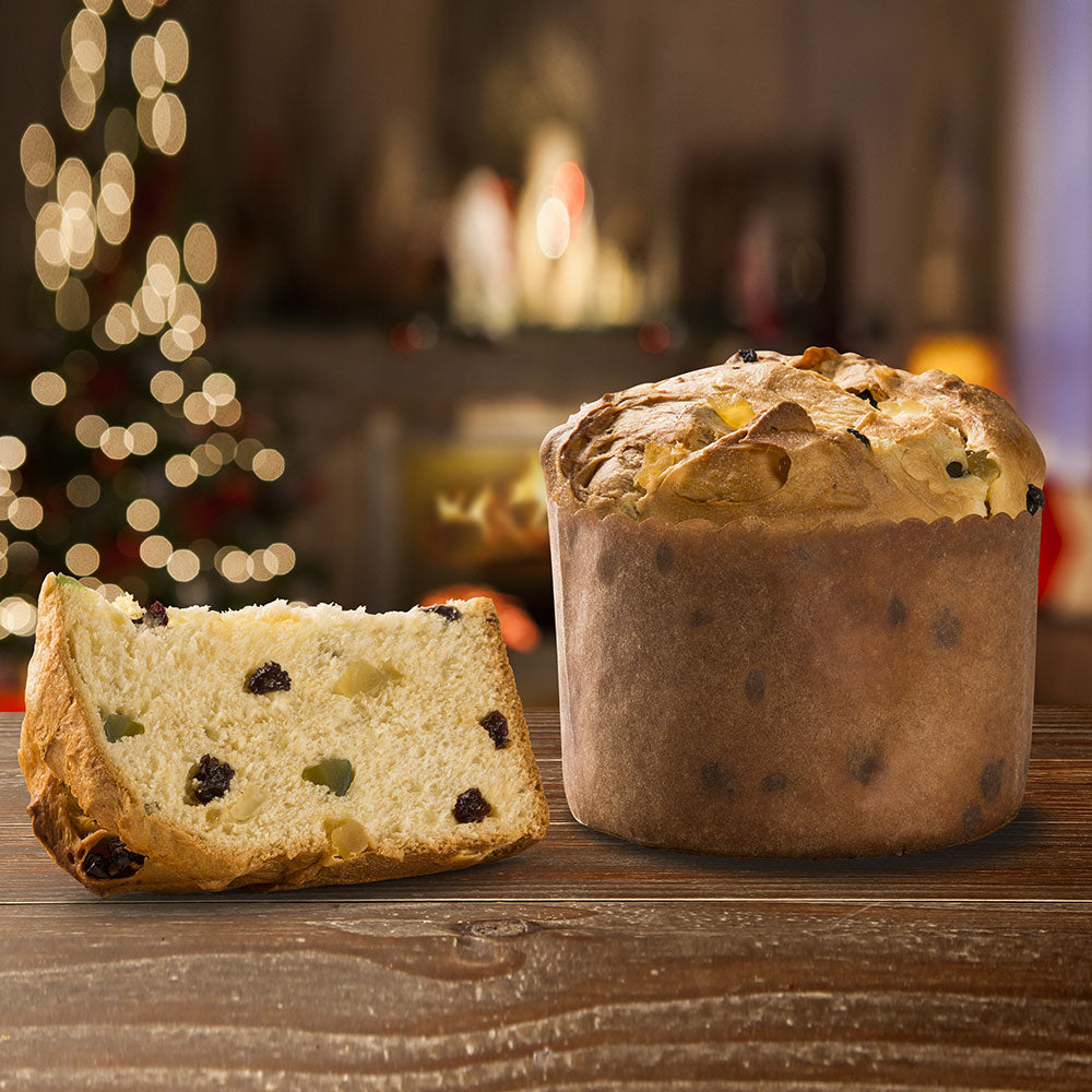 Panettone in der Papierbackform