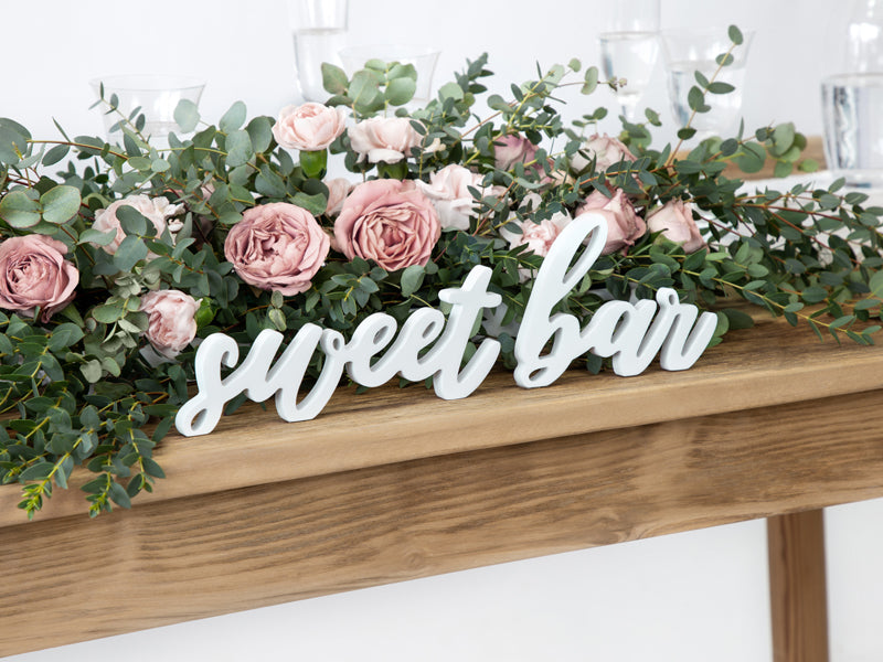 Schriftzug sweet bar aus Holz, weiß