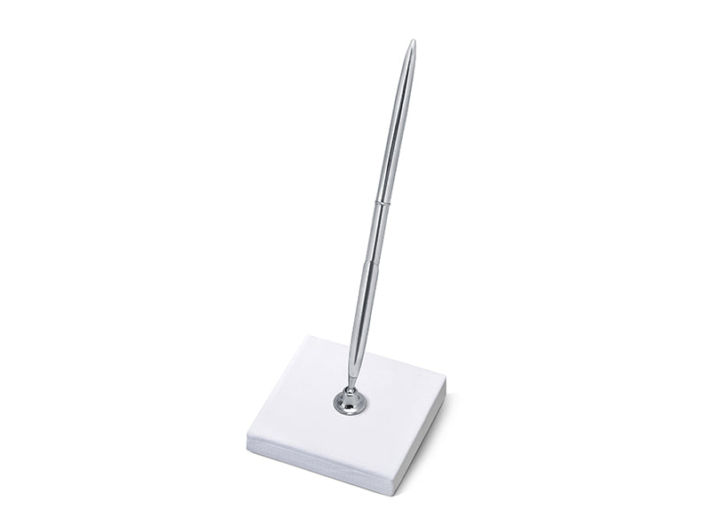 Stifthalter mit Kugelschreiber in silber