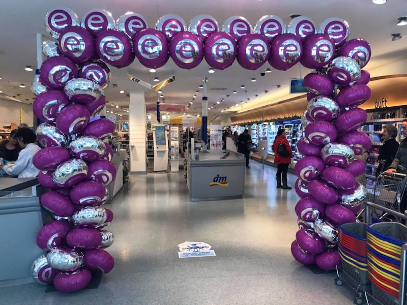 essence – Ballondekoration von Party Deko World