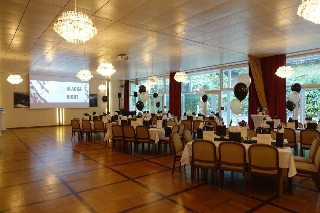 International Women's Club Stuttgart – Ballondekoration von Party Deko World