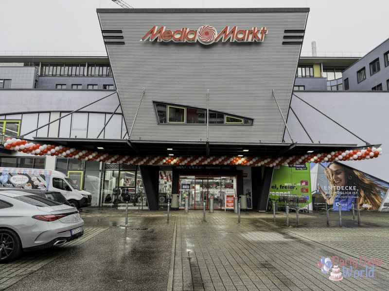 MediaMarkt – Ballondekoration von Party Deko World