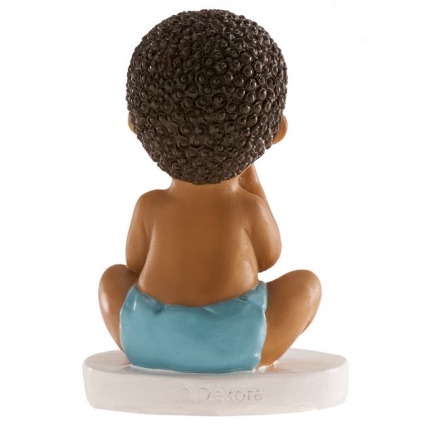 Tortenfigur Junge sitzend mit Ball 10cm